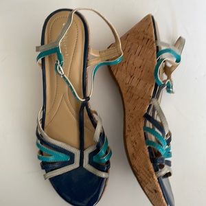 Naturalizer blue strappy wedge sandal size 8